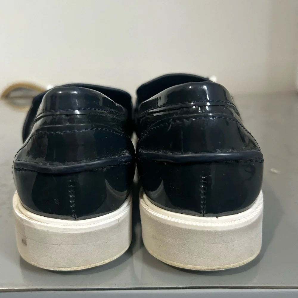 Tory Burch Sport Navy Patent Leather Pocket Tee Golf Loafers Size 7 preppy